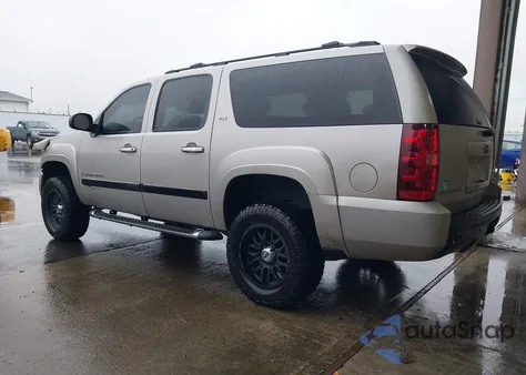 2007 Chevrolet Suburban 1500 Lt from USA, damaged, VIN 3GNFK163X7G262035